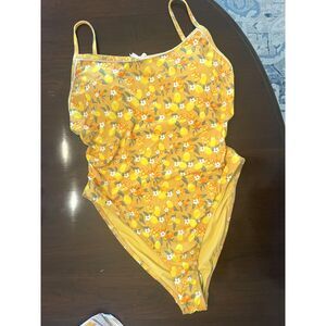 NWT Dippin Daisys Women's Swimsuit One Piece Large Lemons Flowers Yellow BNWT